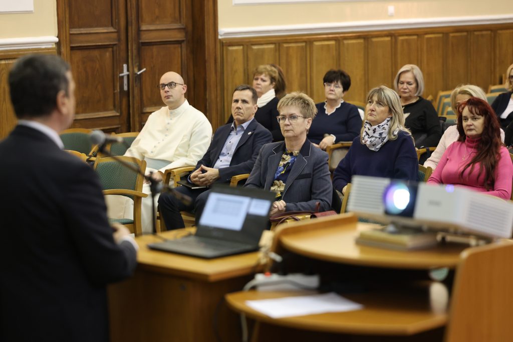 ELTE partnerintézményi elismerést kapott iskolánk