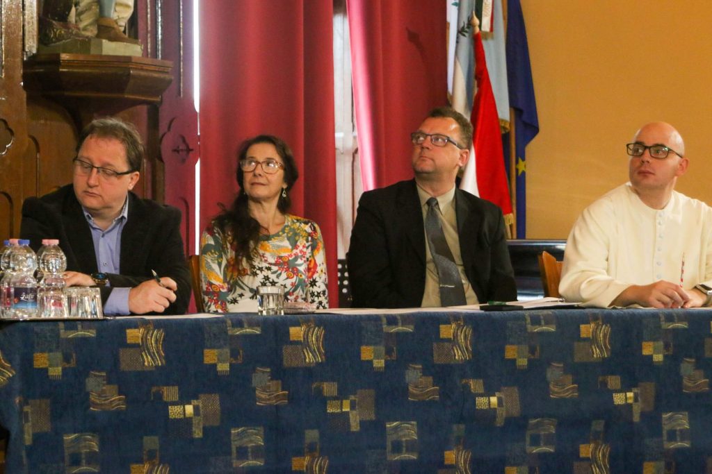 tudostanarok (12) Tudostanarok (12)