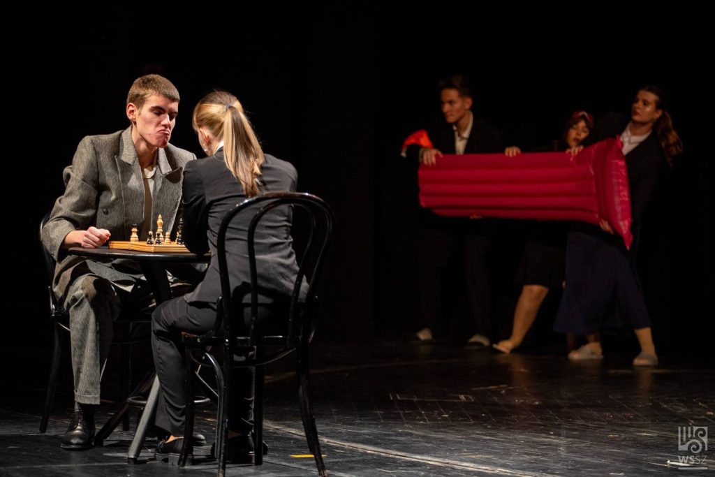 ádámok és évák színjátszó találkozó (10) ádámok és évák színjátszó találkozó (10)