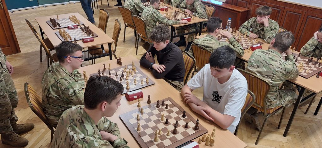 Sakk csapatbajnokság (2)